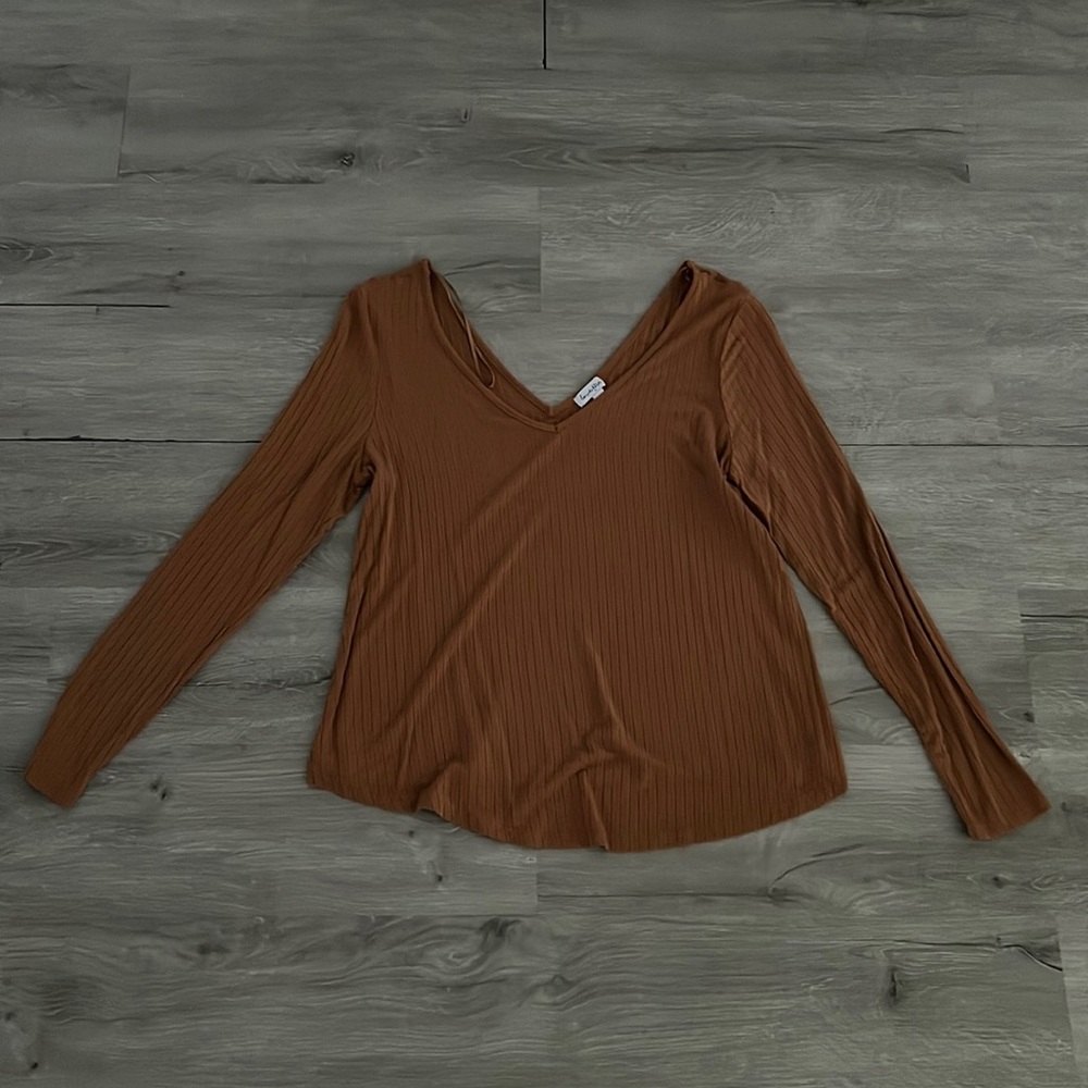 Love Fire | Juniors Ribbed V-Neck Long Sleeve